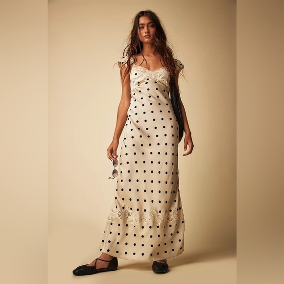 Free People Dresses & Skirts - NWT Butterfly Babe Maxi Dress